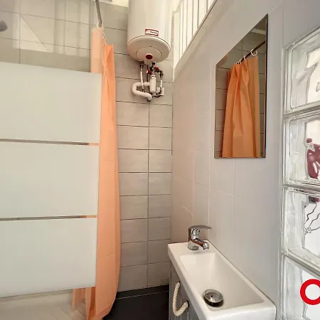 Daire Studio Menton, 1 Piece, 2 Personnes - Fr-1-647-8 *